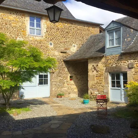 Bed & Breakfast Maison D'orride Ledeuix