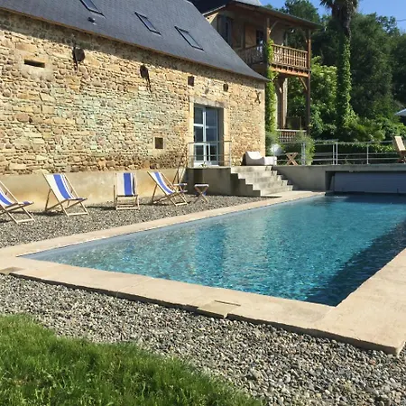 Maison D'orride Bed and Breakfast 3*